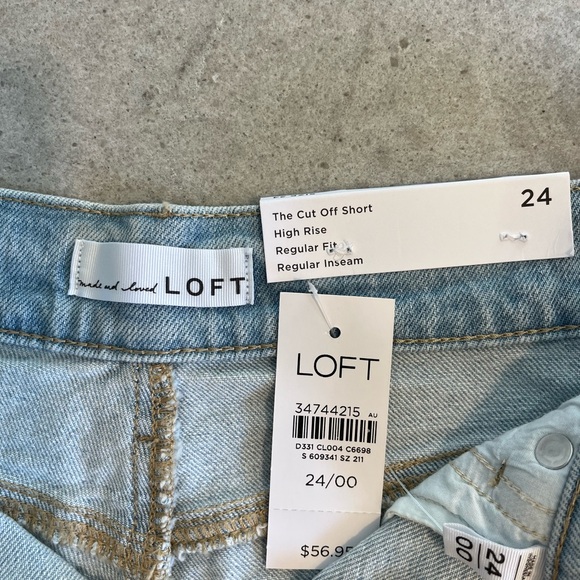 Loft high rise jeans shorts size 24 - Picture 3 of 3